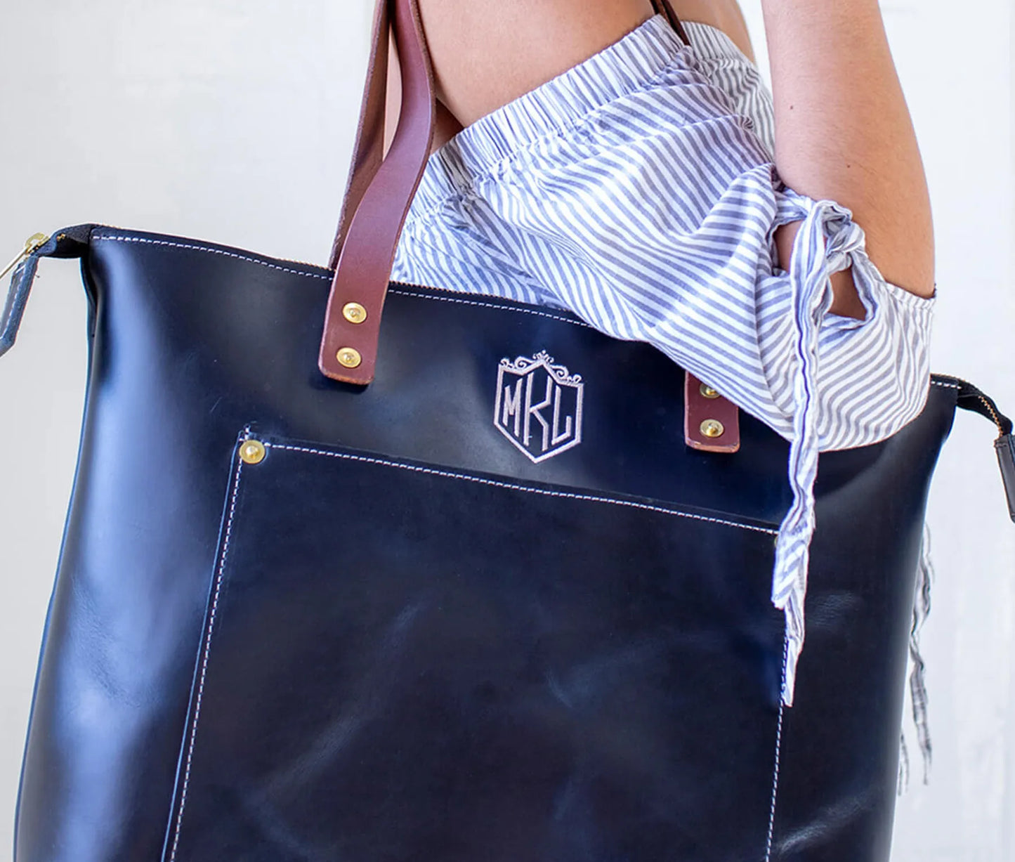 Zippered Deluxe Lifetime Tote by Lifetime Leather Co