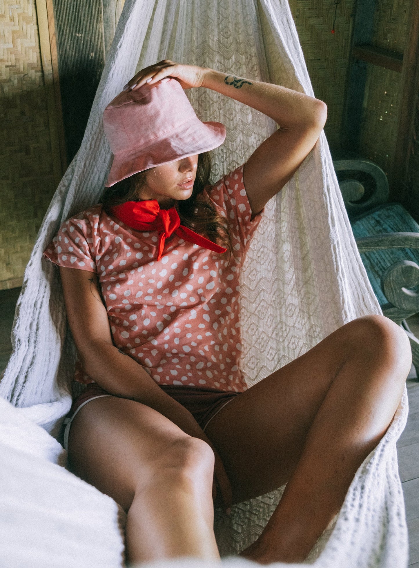 Seaside Linen Bucket Hat, in Salt Pink